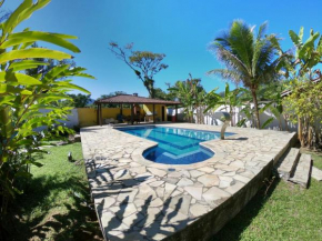 Linda Casa Camburi com Piscina
